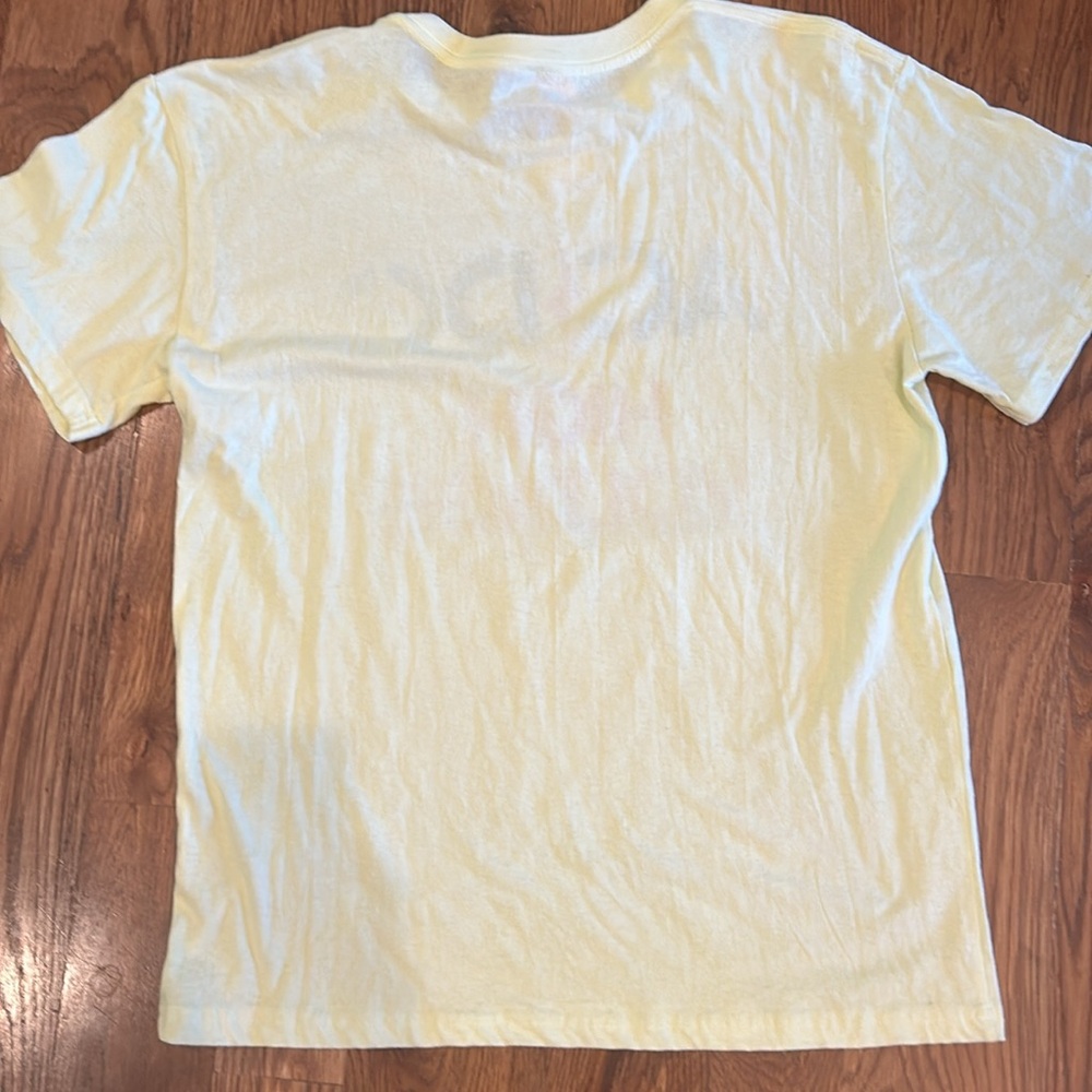 AC DC Yellow T-shirt | Size XL - Picture 3 of 3